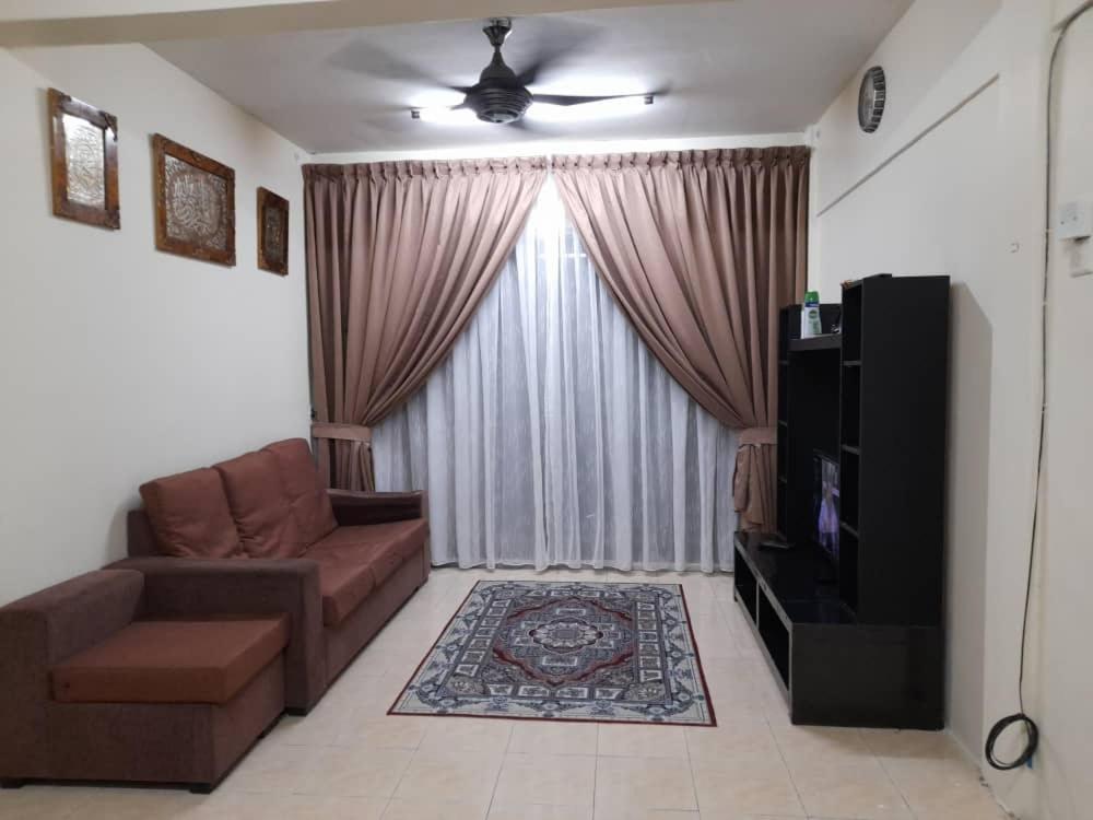 Dhuha Homestay @ Seri Alam Masai , Johor Esterno foto
